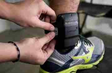 Senado aprova uso imediato de tornozeleira por agressor de mulher